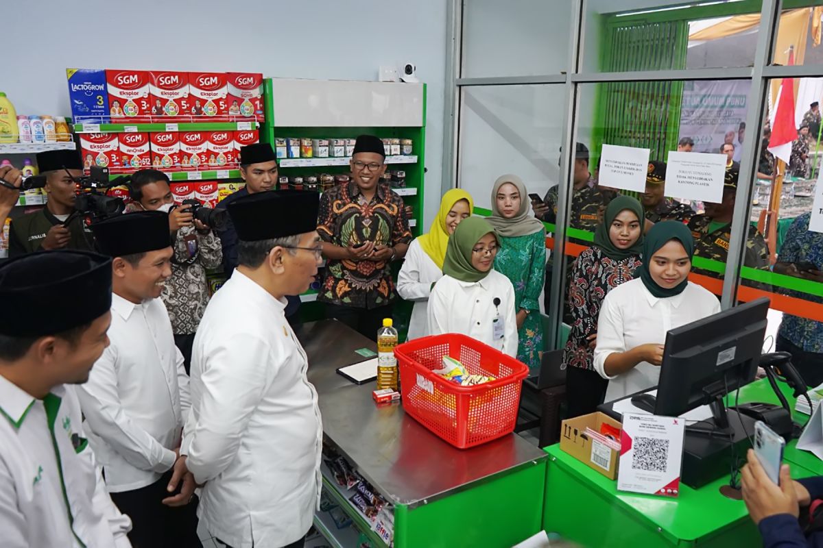 Penyintas Semeru dapat belanja gratis dengan BLT NU di Lumajang