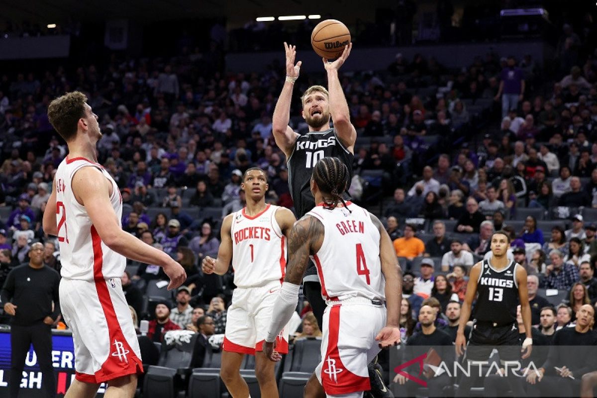 Dwiganda ke-18 beruntun Sabonis warnai kemenangan Kings atas Rockets