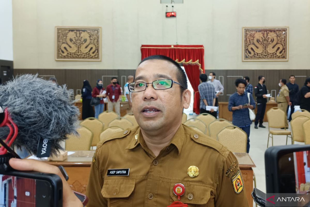 Diskominfo pasang CCTV di JPO Banjarbaru 2