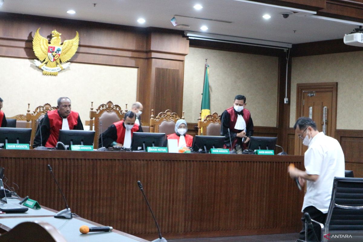Satu anggota majelis hakim perkara Asabri tidak setuju kerugian negara