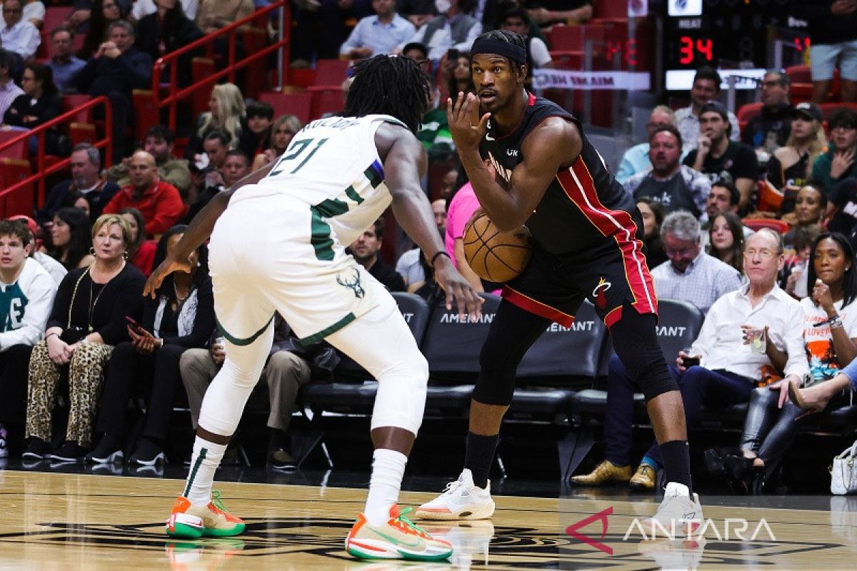 Heat menangi duel dua tim pincang kontra Bucks