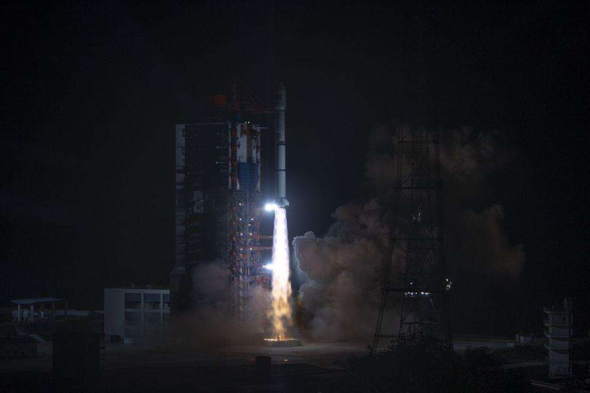 China luncurkan satelit telekomunikasi baru