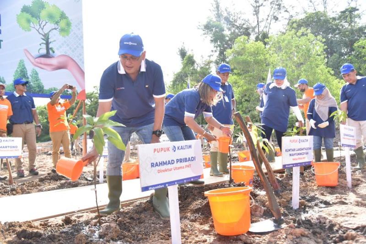 Pupuk Kaltim tanam 23 Ribu pohon selama 2022 guna tekan emisi karbon