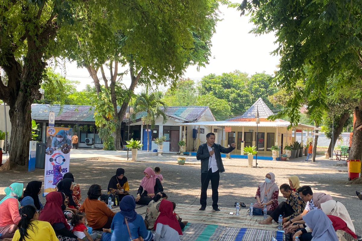 Legislator DPRD Surabaya ajak puluhan anak stunting rekreasi ke Kenjeran