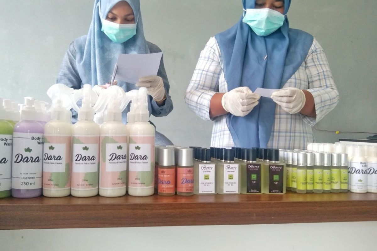 Ini 13 produk turunan nilam SIKIM Aceh Jaya