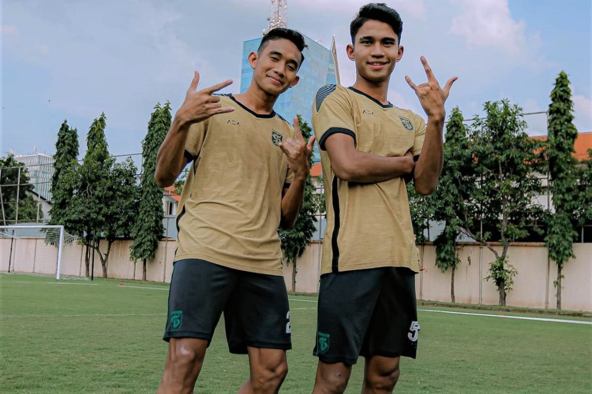 Dua pemain Marselino dan Rizky Ridho gabung latihan bersama Persebaya