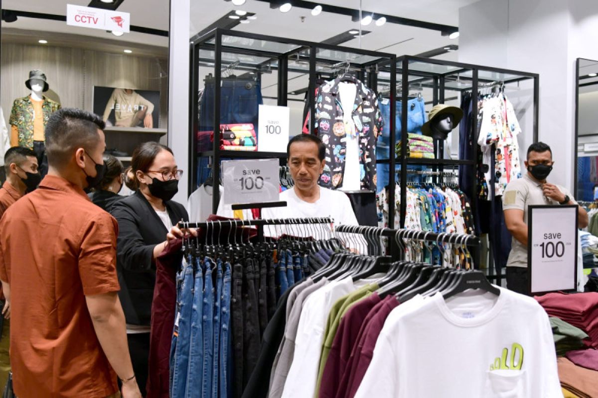 Jokowi kunjungi pusat perbelanjaan Grand Indonesia