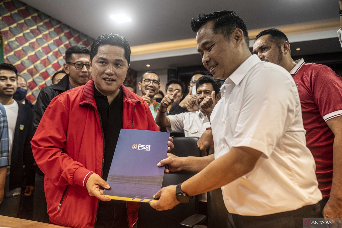 Erick Thohir dinilai tak melanggar aturan calonkan diri jadi Ketum PSSI