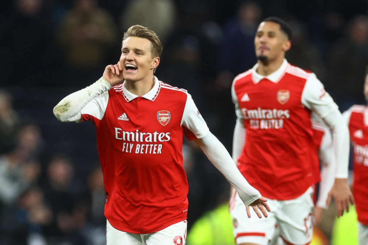 Arsenal kembali ke puncak klasemen Liga Inggris usai bekuk Luton 2-0