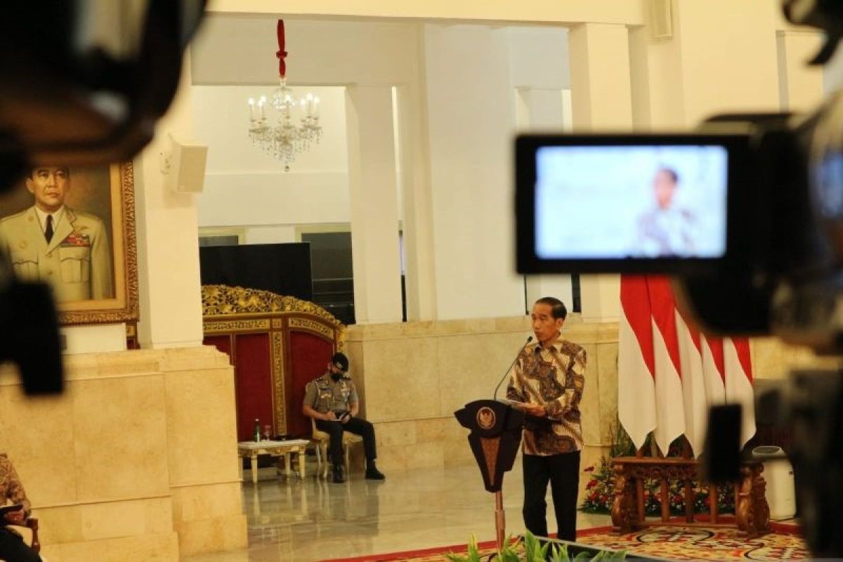 Presiden Jokowi minta fokuskan APBN 2023 pada lapangan kerja dan entas kemiskinan