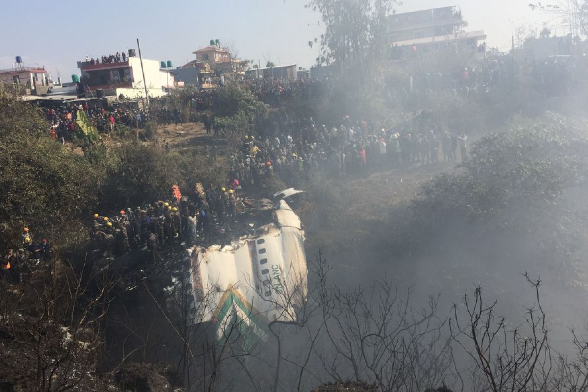 Kotak hitam pesawat Nepal yang jatuh ditemukan