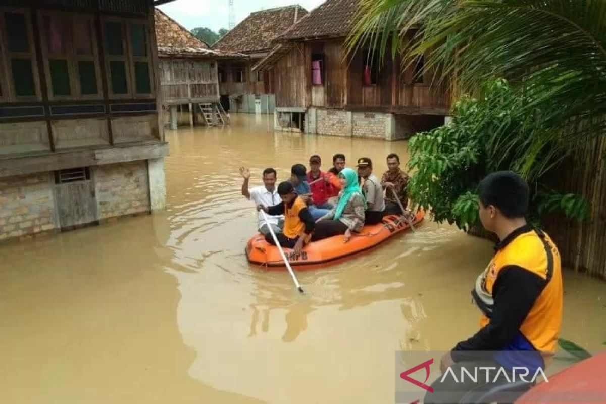 BPBD OKU ingatkan warga di DAS Ogan waspadai banjir