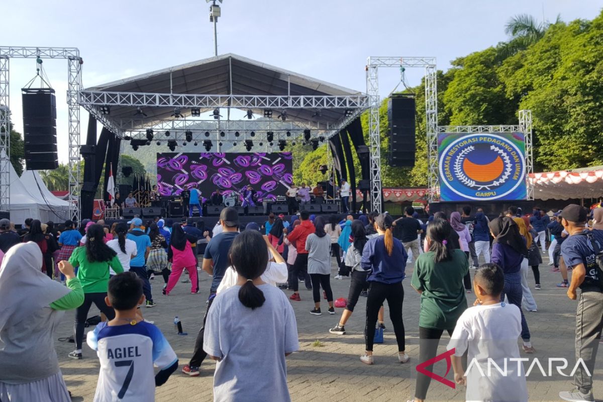 Garpu Gorontalo jalan sehat bersama ribuan warga