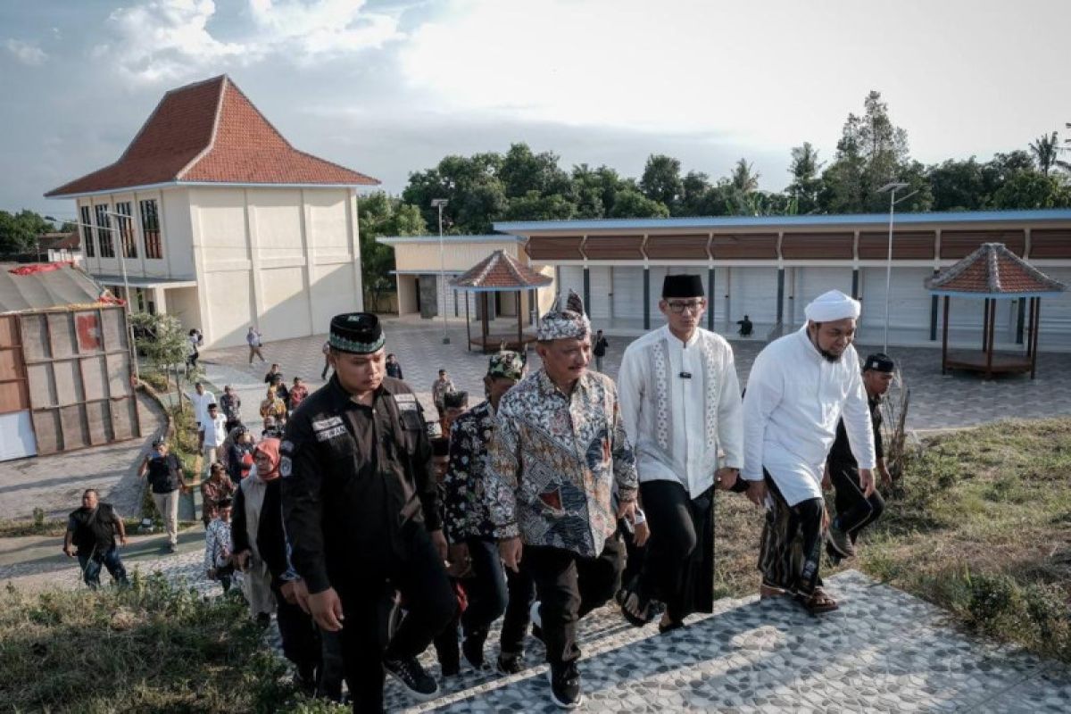 Menparekraf Sandi gagas kegiatan wisata religi internasional di Situbondo