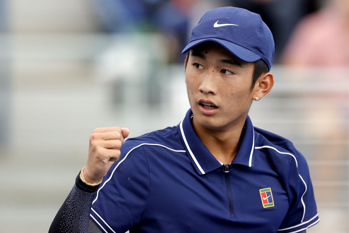 Tunggal putra China cetak sejarah menangi babak utama Australian Open