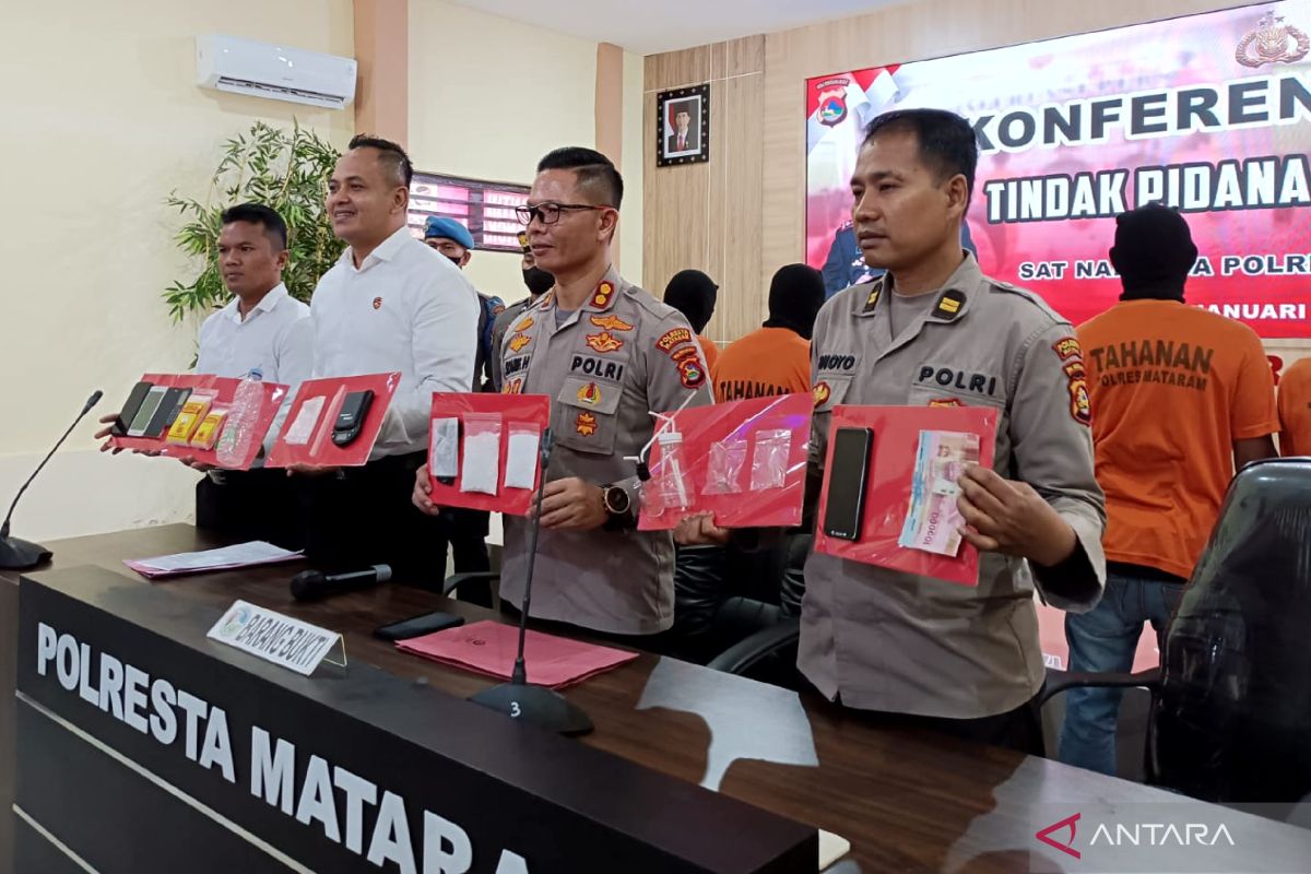 Polresta Mataram ungkap modus penyelundupan sabu-sabu dari Medan