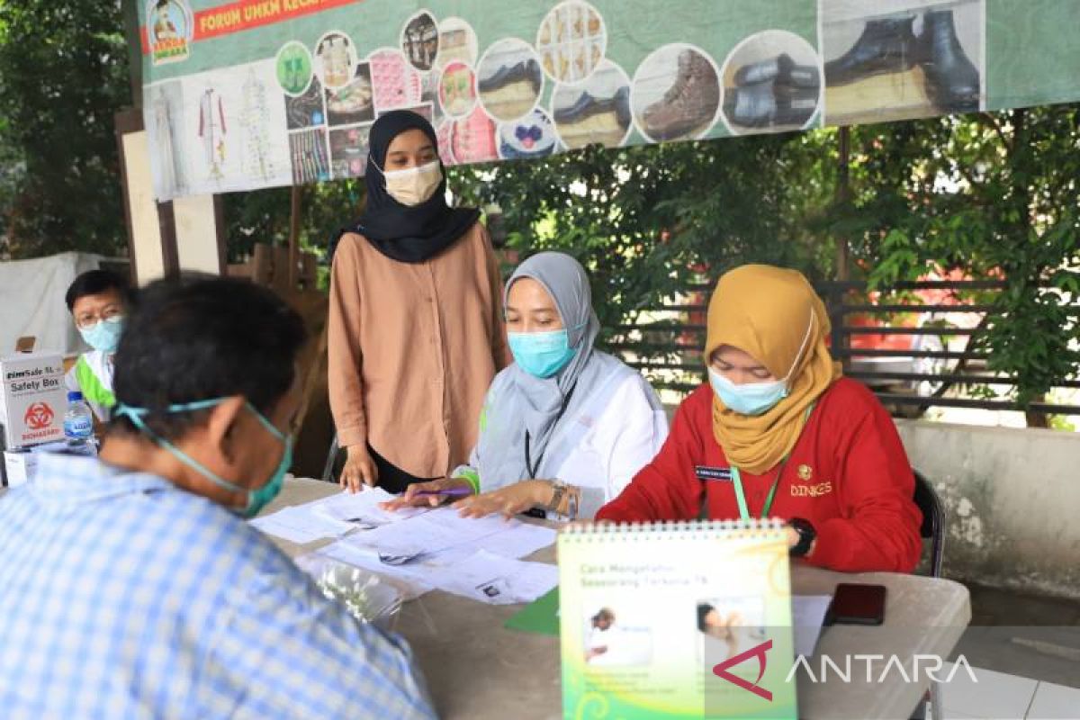 Dinkes Kota Tangerang  gelar pemeriksaan TB di Kecamatan Benda usai ditemukan 51 kasus