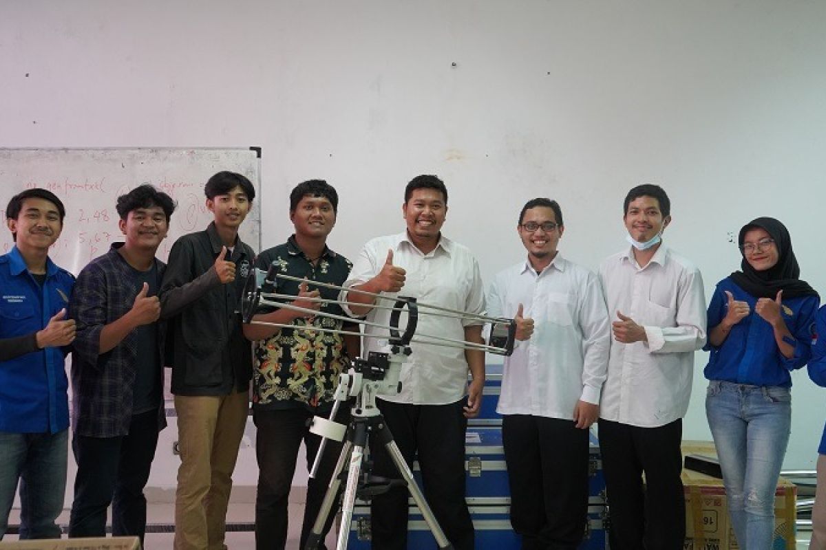 Mahasiswa Sains Atmosfer dan Keplanetan Itera buat teleskop mandiri