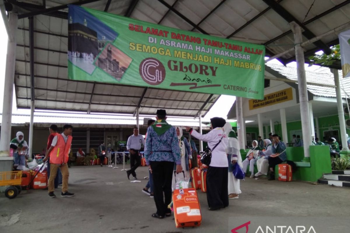 Embarkasi haji Makassar 2023 siapkan 41 kloter setelah tambah kuota