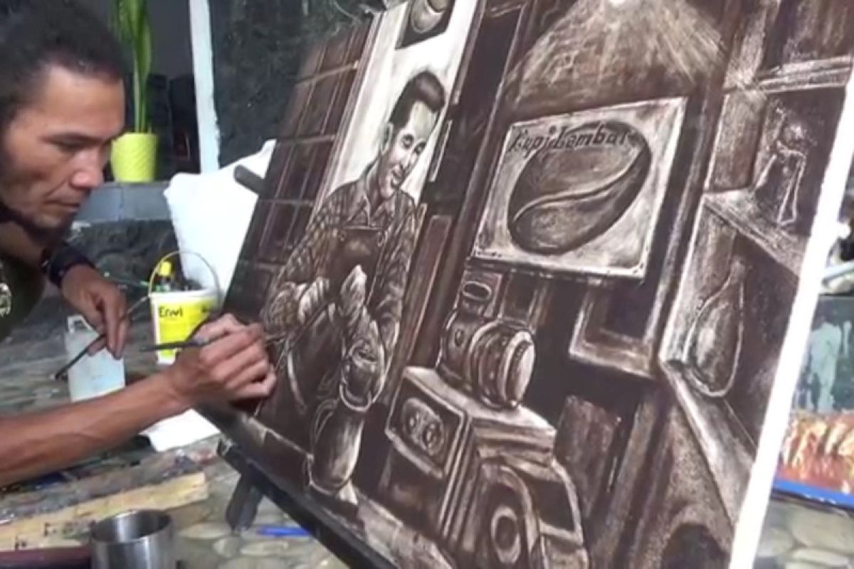Manfaatkan kekayaan alam, warga Lampung Barat buat lukisan dari ampas kopi