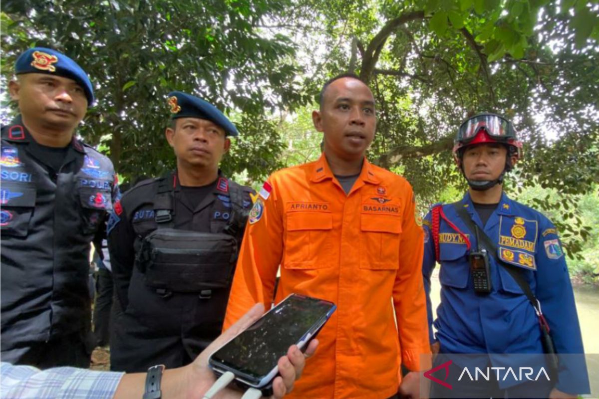 Tim SAR gabungan temukan anak panti asuhan di Kali Ciliwung