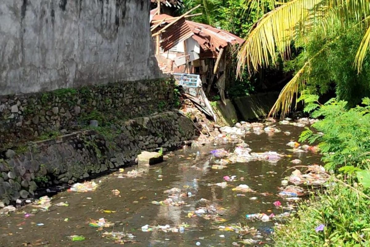 Dirut RSUD: sampah mikroplastik bisa ganggu hormon terutama bagi perempuan