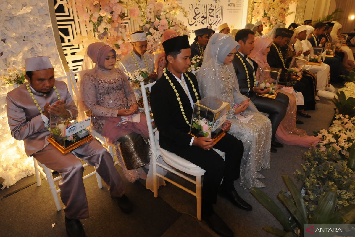 Mukomuko menggelar isbat nikah pada 50 pasangan suami-isteri