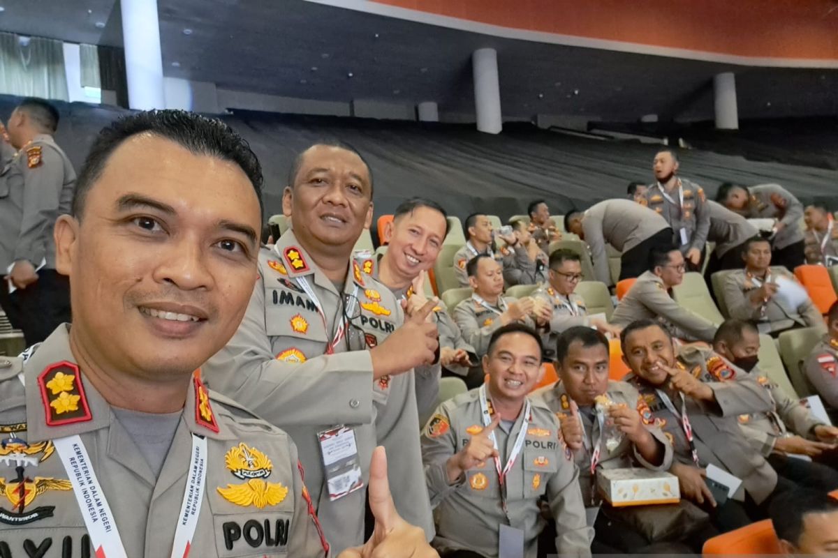 Polisi Siap Kawal Bidang Hukum Dan Pemulihan Ekonomi Daerah - ANTARA ...