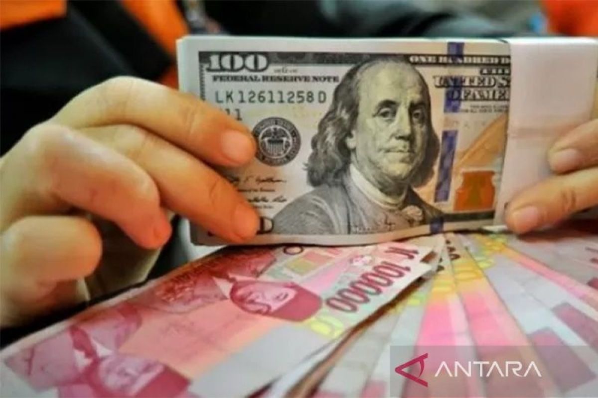 Rupiah menguat seiring ekspektasi meredanya kenaikan suku bunga The Fed