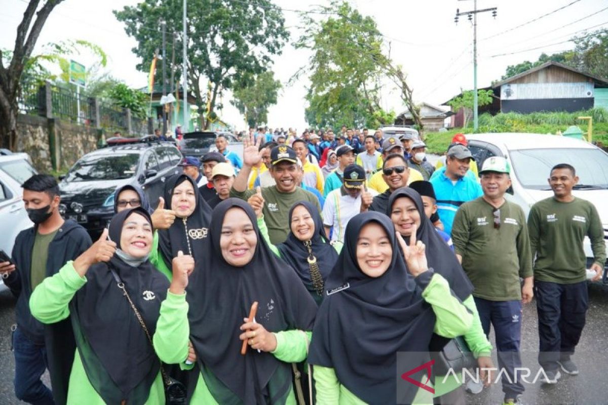 HAB Kemenag RI ke-77 dimeriahkan dengan Gerak Jalan Sehat Kerukunan