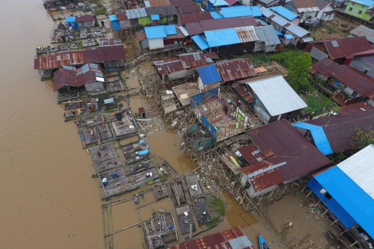 BPBD sebut bantaran Sungai Kahayan masih mengalami keretakan