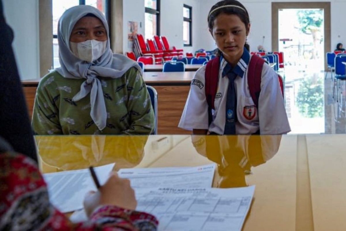 Sebanyak 93  anak yatim korban COVID-19 di Kota Madiun terima bansos