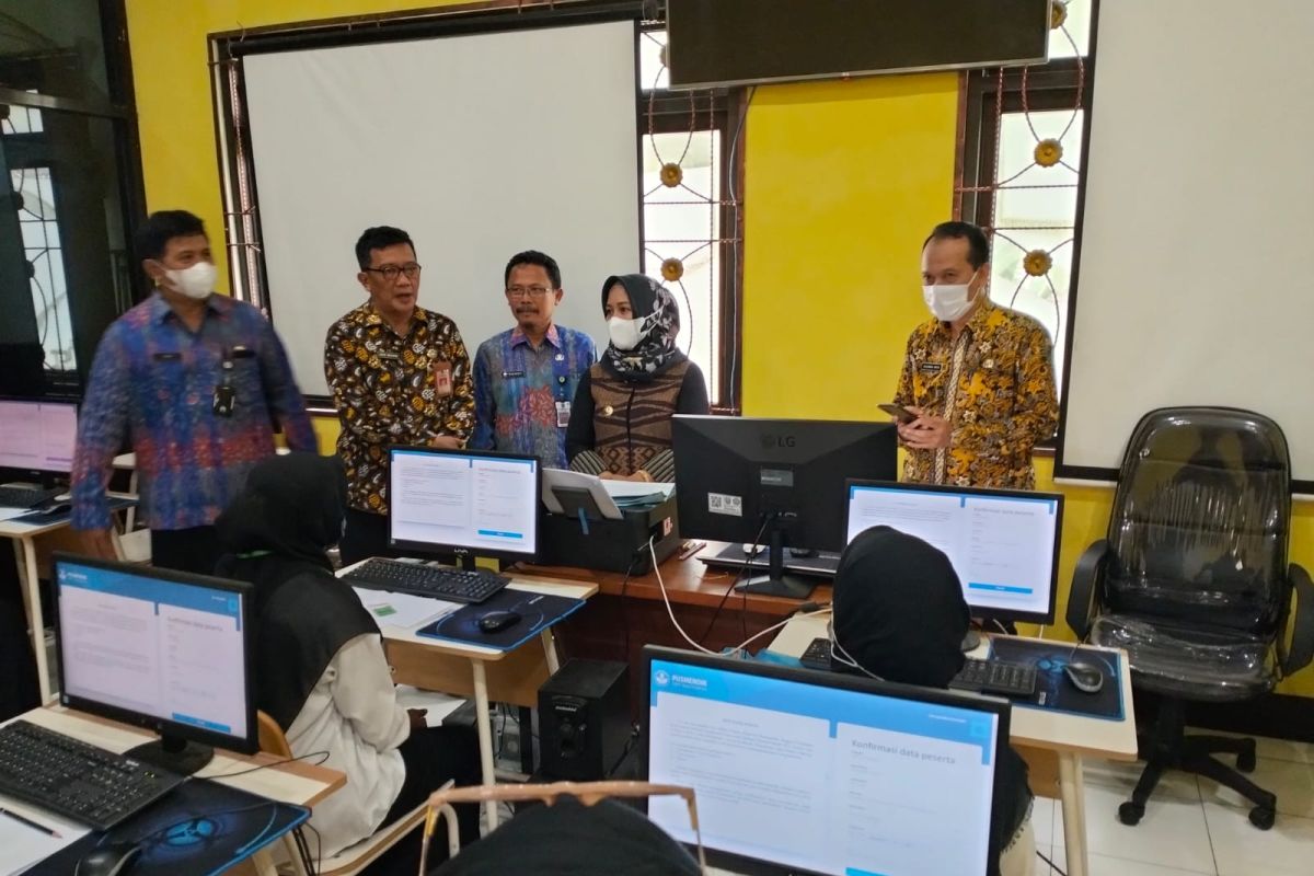 Pemkot penuhi formasi guru SD dan SMP Mojokerto