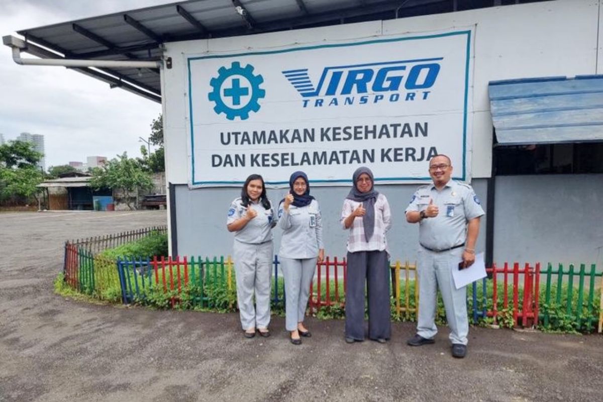 Petugas Samsat Wilayah Kelapa Dua lakukan CRM ke PT. Virgo Transport