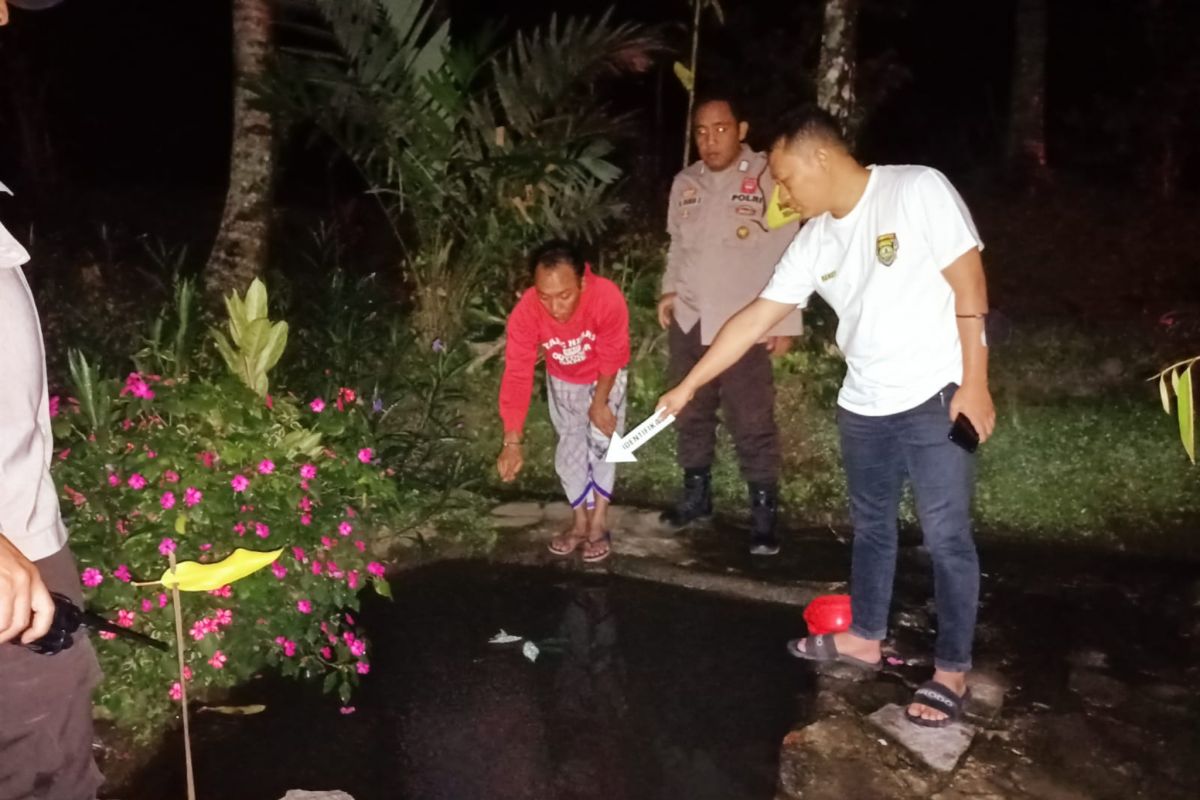 Balita di Lombok Tengah meninggal di kolam, sang ibu TKW di Singapura langsung pulang