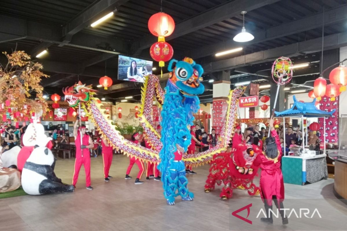 Taman Safari Bogor gelar Parade Sun Go Kong selama libur Imlek