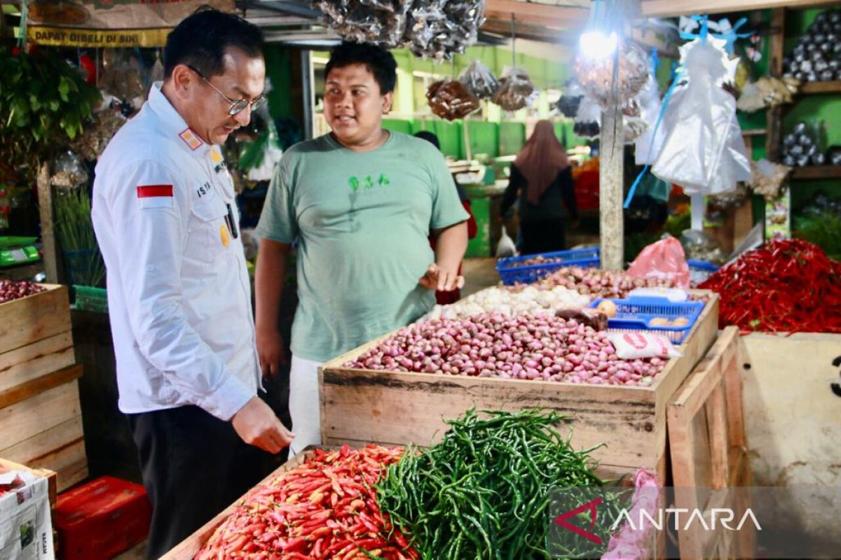 Wabup Belitung pantau harga dan stok bahan pokok masyarakat