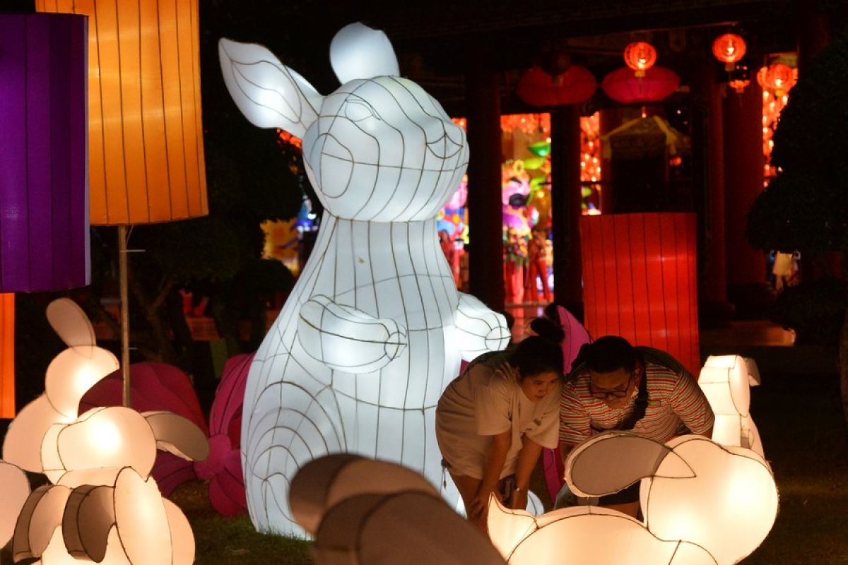 Mengintip kemeriahan festival lampion sambut Imlek di Thailand