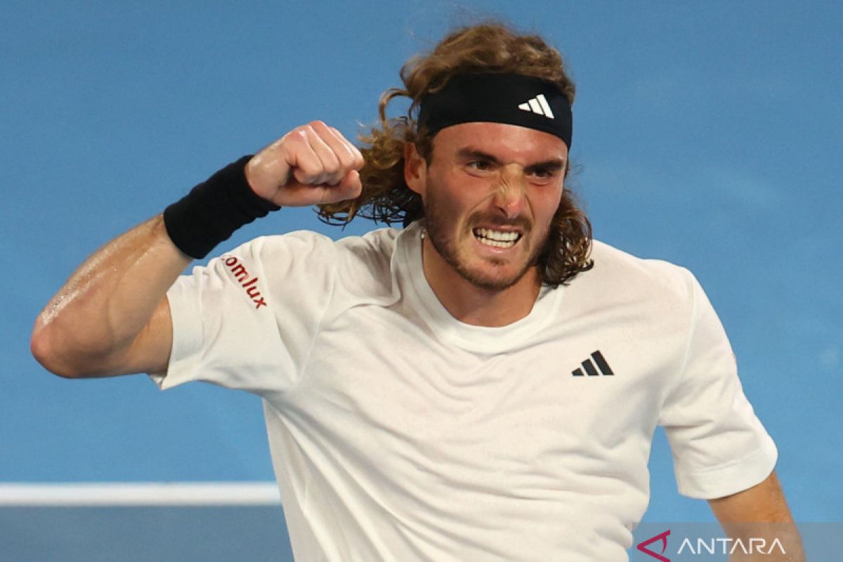 Tsitsipas perlu bertarung lima set untuk mencapai perempat final