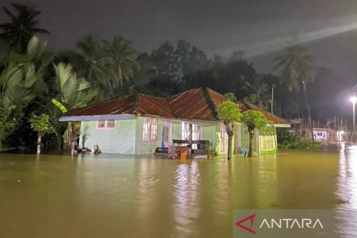 Banjir berdampak pada 17.628 orang di delapan kecamatan di Pidie Jaya