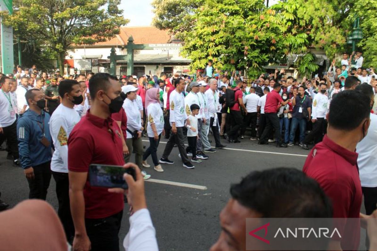 Presiden Jokowi apresiasi perhelatanPorseni NU dan jalan sehat