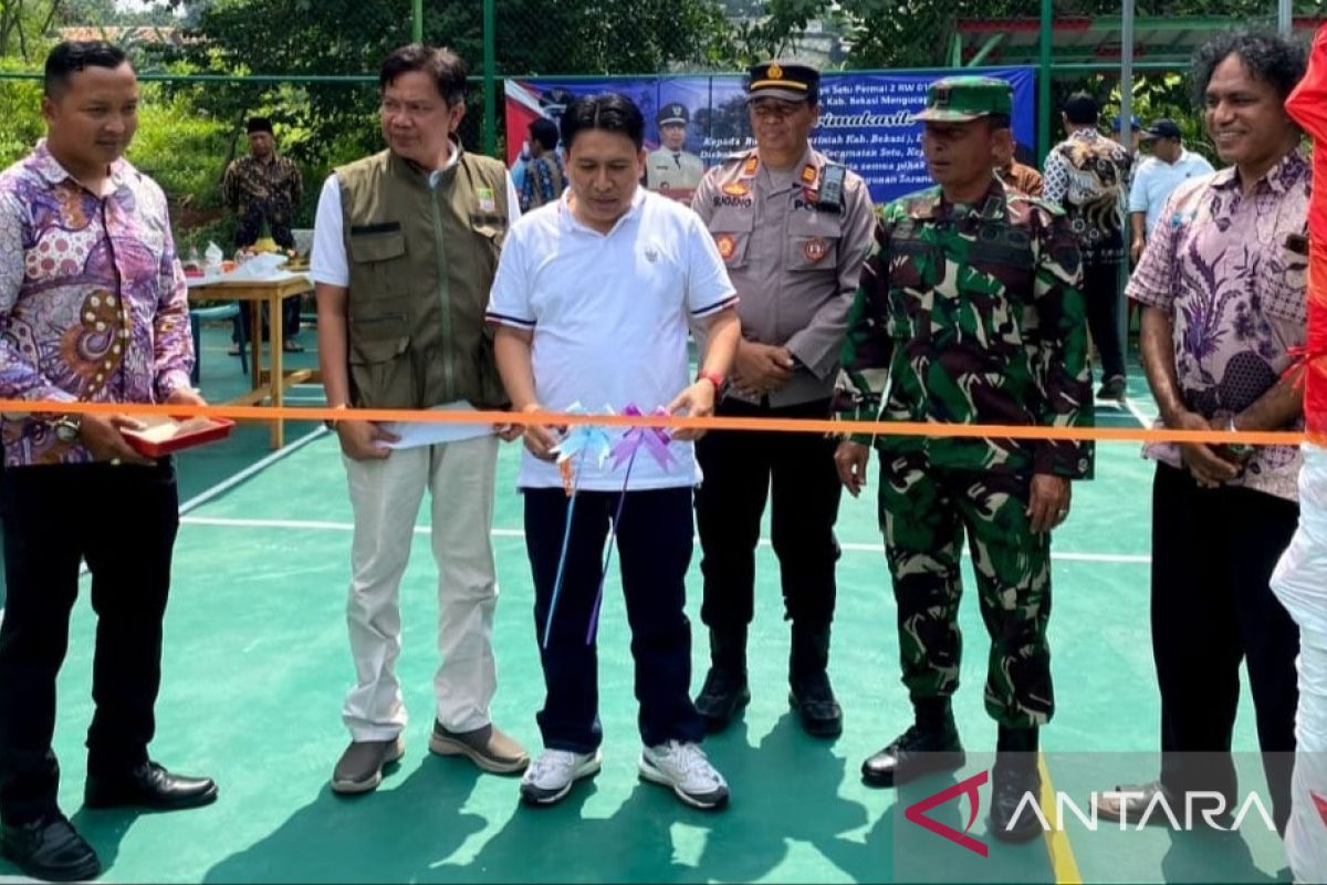 Ketua DPRD Bekasi resmikan sarana olahraga di tiga kawasan perumahan