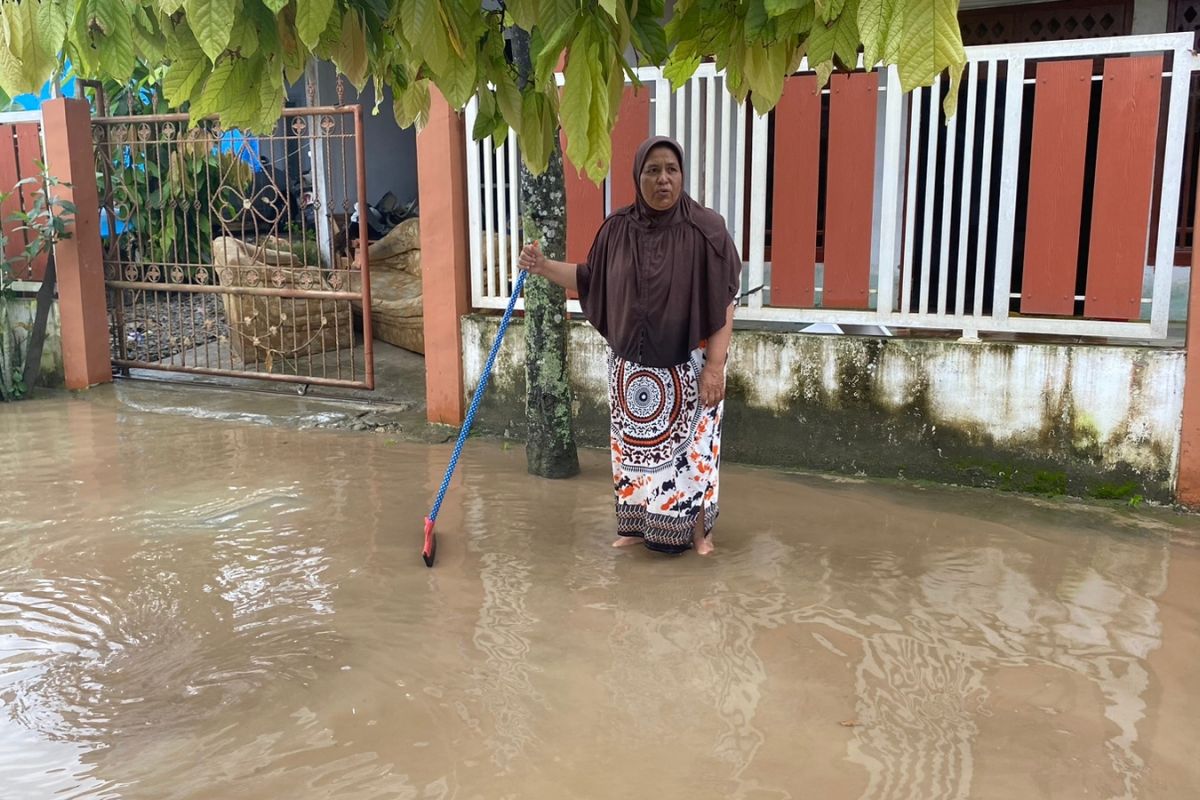 Sebagian wilayah terendam banjir di Pidie surut