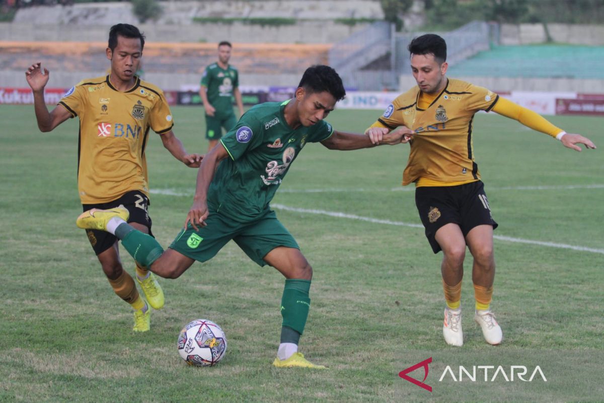 Liga 1: Atasi Bhayangkara FC, Aji Santoso akui sempat berpikir keras sebelum pertandingan