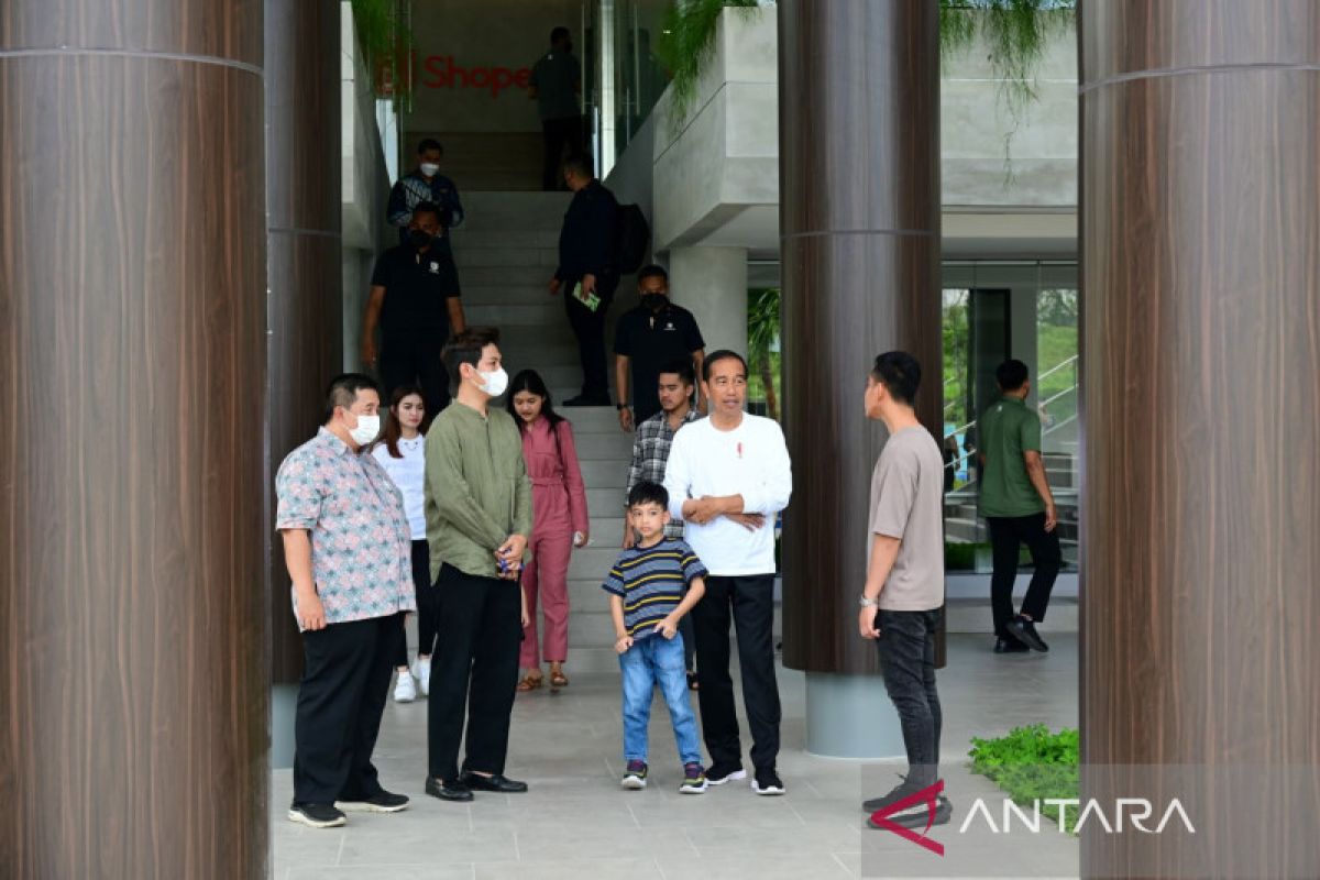 Jokowi kunjungi Solo Technopark
