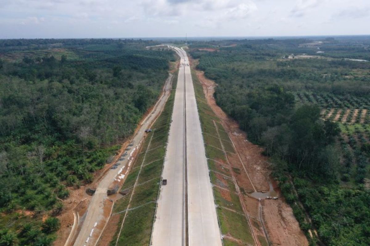 Hutama Karya targetkan lima ruas jalan Tol Trans Sumatera rampung tahun ini