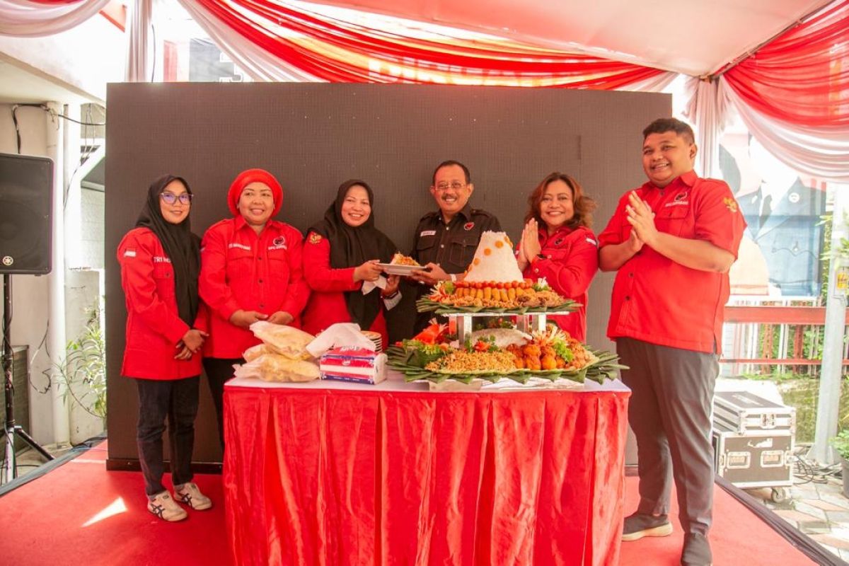 Ultah ke-76 Megawati, PDIP Surabaya buka dapur umum di 32 titik