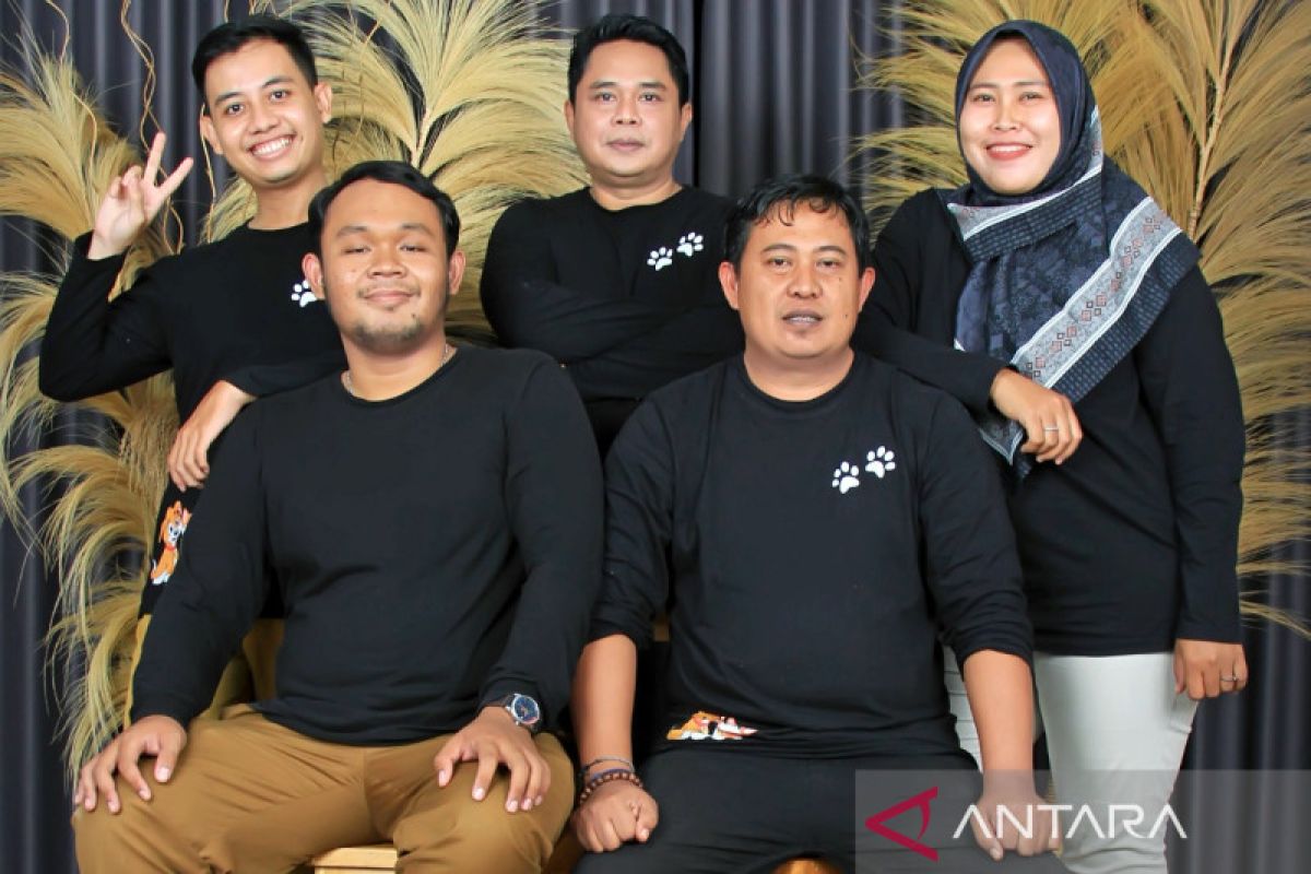 Cerita Ike Yuniarni soal tantangan besar menjadi dokter hewan di Banten Selatan