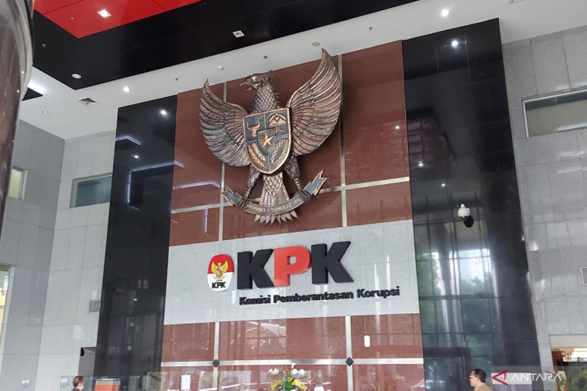 KPK tangkap Ayah Merin DPO kasus korupsi di Aceh