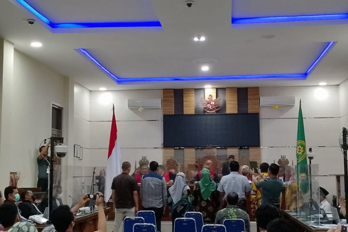 Staf honorer Unila akui ikut cari calon mahasiswa